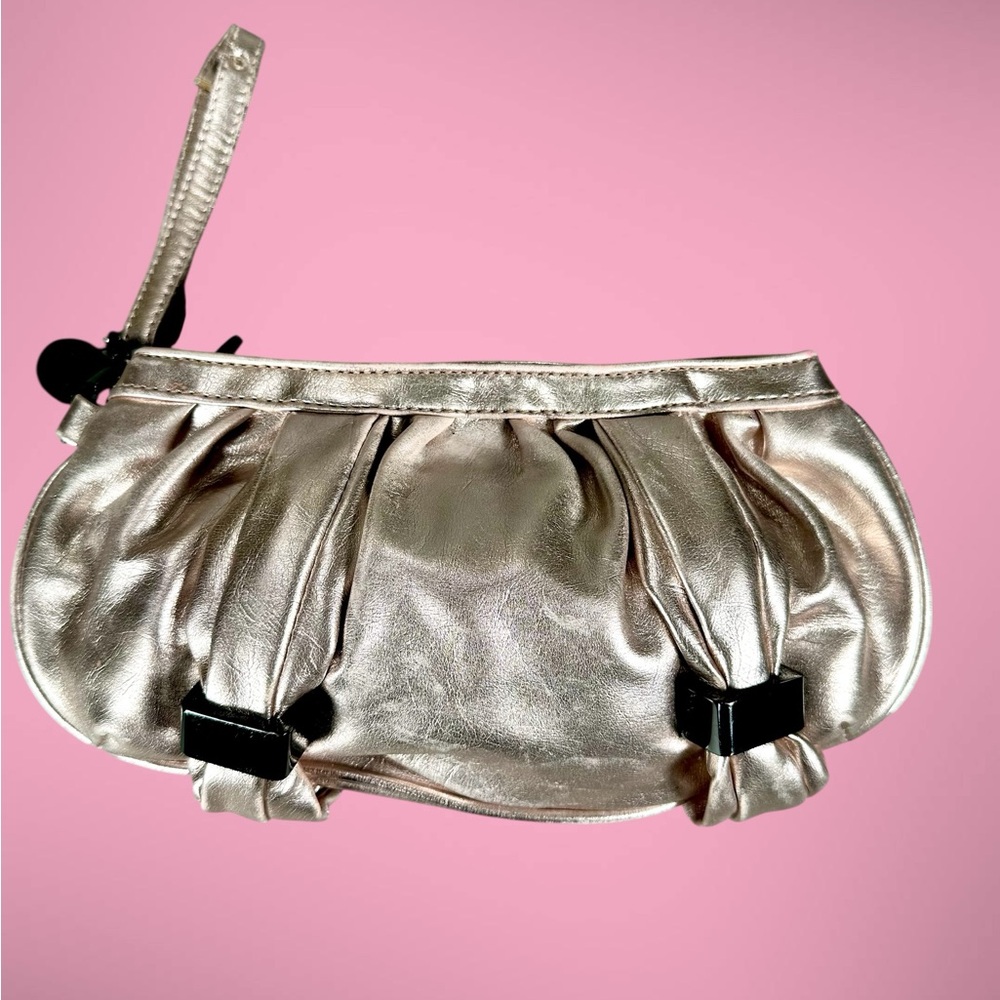 Botkier Elegant Metallic Wristlet/Clutch - Picture 1 of 13